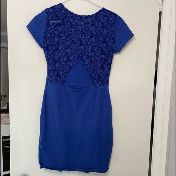 Blue Fitted Dress - Picture 4 of 4